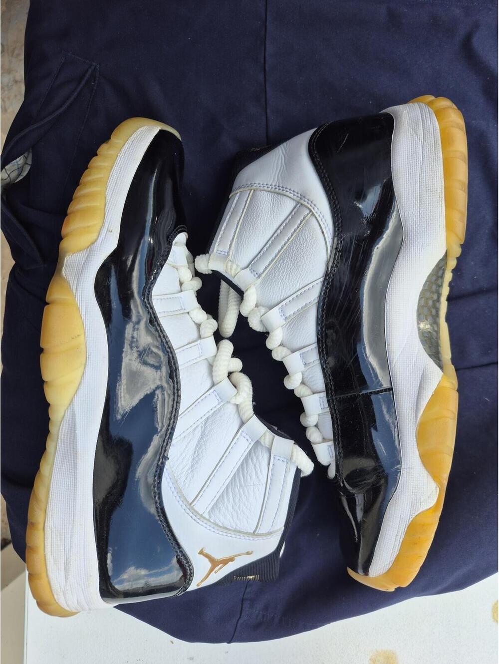 Air Jordan 11 Retro Defining Moment DMP Gratitude sz 10.5